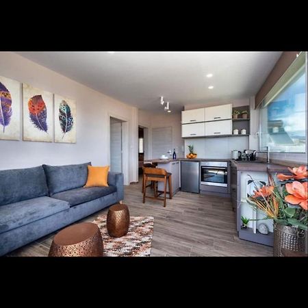 Big Blue Suites 2 依拉佩特拉 外观 照片